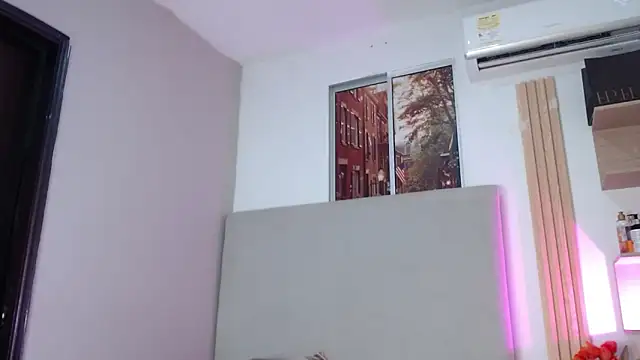 Snapshot of miel_alisha chatting on 03-22-26, 01:36 miel alisha online show from 03-22-26, 01:36