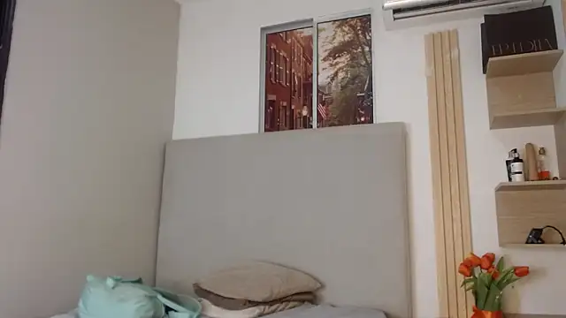 Snapshot of miel_alisha chatting on 03-25-26, 12:22 miel alisha online show from 03-25-26, 12:22