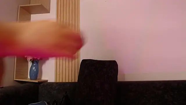 Snapshot of miel_alisha chatting on 04-04-26, 01:30 miel alisha online show from 04-04-26, 01:30