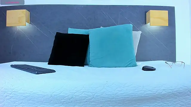 iamdoll online show from 02-03-26, 08:58