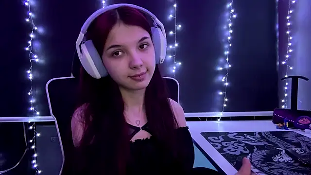 HanaMantanaDell online show from 05-26-26, 04:03