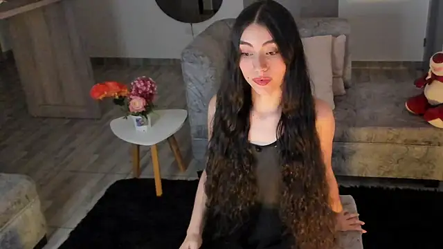 BritanyLnx online show from 04-14-26, 12:49