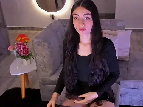 BritanyLnx online show from 04-25-26, 12:46