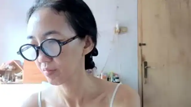 princessD077 online show from 05-18-26, 02:51