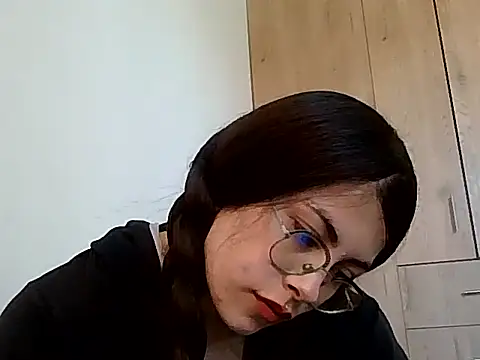 kaileyrivers online show from 04-24-26, 02:52