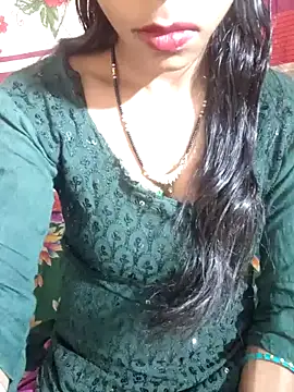 Itz Aisha   online show from 03-17-26, 05:44