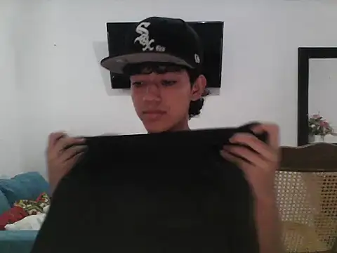 Alex king17 online show from 04-30-26, 01:28