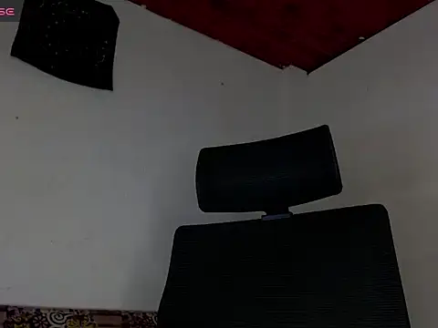 Snapshot of Scarlett_crastrawberry chatting on 04-12-26, 12:04 Scarlett crastrawberry online show from 04-12-26, 12:04