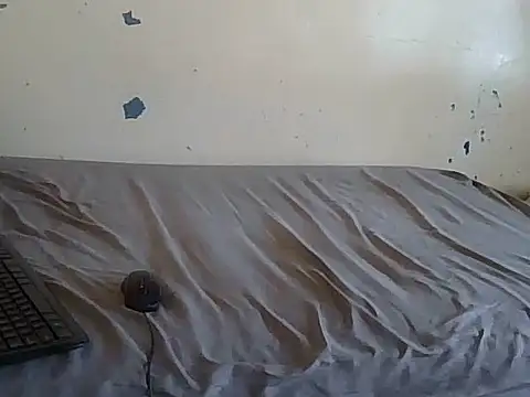 Snapshot of carameldiva01 chatting on 01-07-26, 08:39 carameldiva01 online show from 01-07-26, 08:39