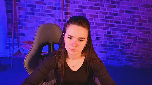 May Bloom online show from 04-18-26, 10:08