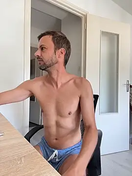Snapshot of babyboy2021xxx chatting on 06-22-26, 10:01 babyboy2021xxx online show from 06-22-26, 10:01