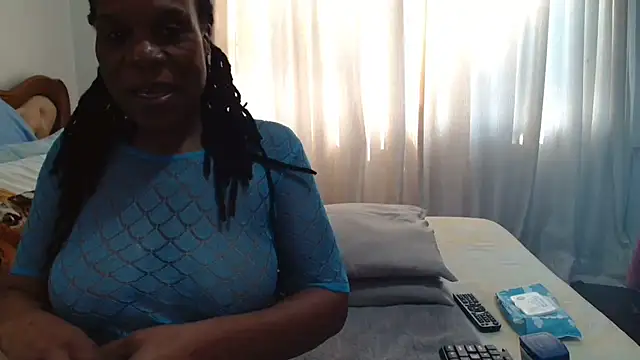 Snapshot of Hotcougar chatting on 05-05-26, 07:38 Hotcougar online show from 05-05-26, 07:38