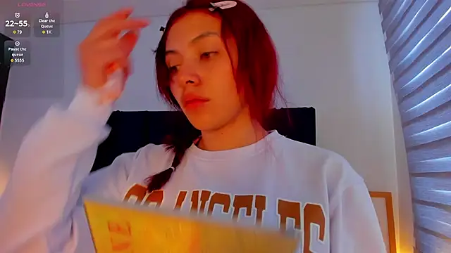 melanie roux   online show from 03-28-26, 12:27