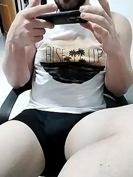 Branquinhowm online show from 04-14-26, 02:39