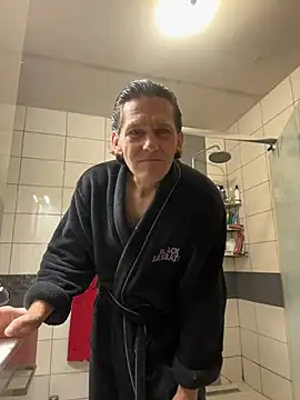 kon77777 online show from 11-10-25, 04:22