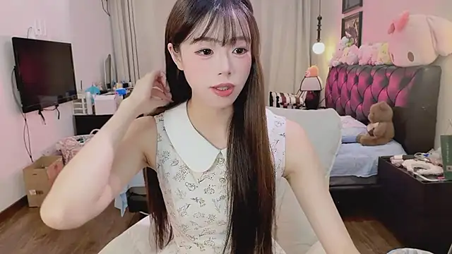Onecutelittle online show from 05-25-26, 01:17