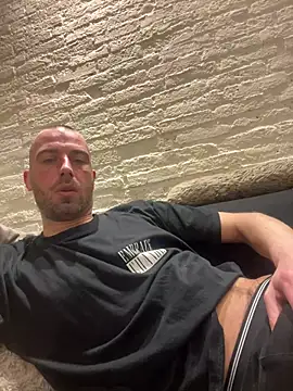 Rotteei1 online show from 03-05-26, 07:37