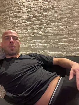 Rotteei1 online show from 03-14-26, 07:25