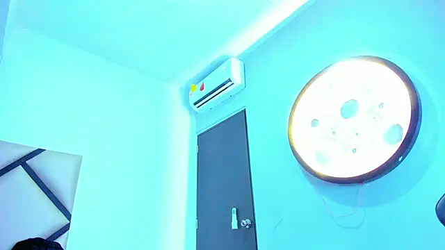 Snapshot of mike_257 chatting on 01-17-26, 11:26 mike 257 online show from 01-17-26, 11:26