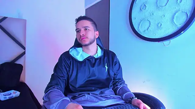 Snapshot of mike_257 chatting on 02-02-26, 11:42 mike 257 online show from 02-02-26, 11:42