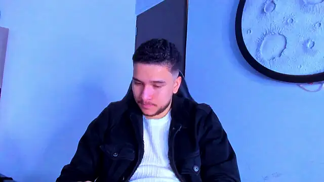 Snapshot of mike_257 chatting on 03-27-26, 11:54 mike 257 online show from 03-27-26, 11:54