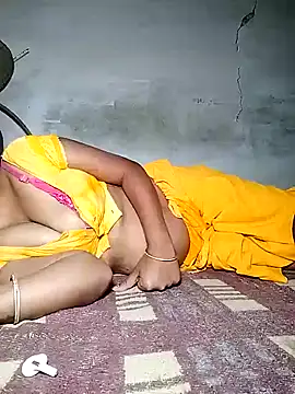 Hot cauple indian online show from 03-24-26, 05:40