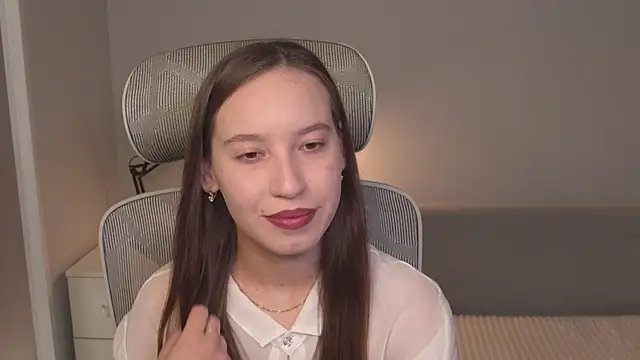 WhyEmmyCry online show from 06-03-26, 04:59