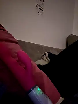 Snapshot of lasexycoquine59 chatting on 12-21-25, 10:39 lasexycoquine59 online show from 12-21-25, 10:39