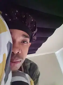 Snapshot of AlgeeBoksburg chatting on 03-15-26, 10:10 AlgeeBoksburg online show from 03-15-26, 10:10