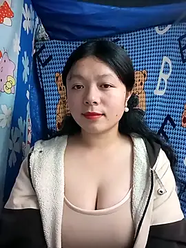 lisa-bae00 online show from 02-05-26, 12:32