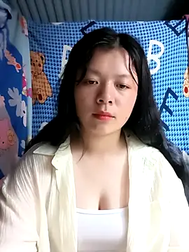 lisa-bae00 online show from 07-01-26, 12:51