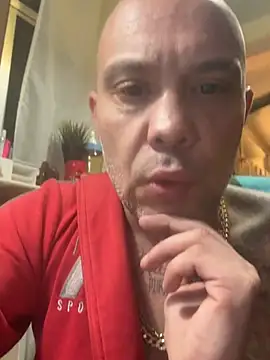 Snapshot of gitanoMad chatting on 02-01-26, 06:50 gitanoMad online show from 02-01-26, 06:50