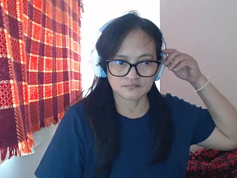 Kinkybela2025 online show from 05-15-26, 11:34
