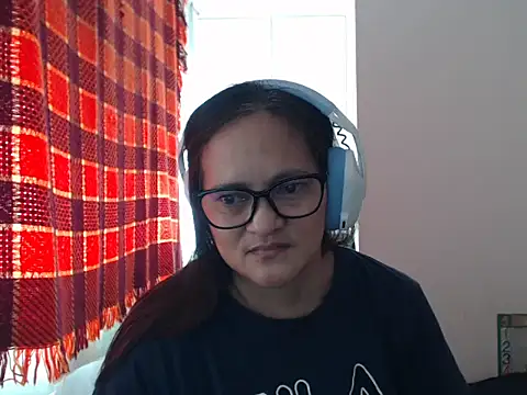 Kinkybela2025 online show from 05-18-26, 12:40
