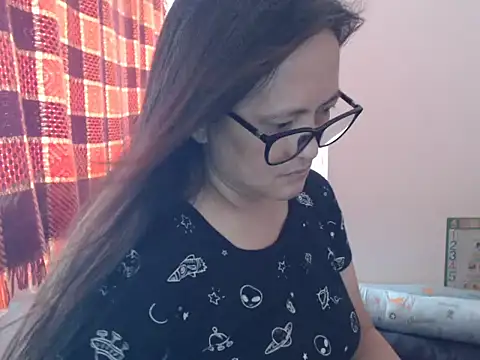 Kinkybela2025 online show from 05-27-26, 02:19