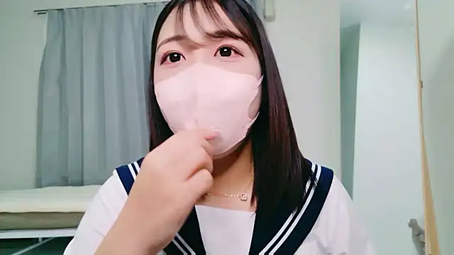 Snapshot of yui_chan00 chatting on 04-07-26, 06:58 yui chan00 online show from 04-07-26, 06:58