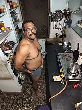 Snapshot of Siranjeevishiva chatting on 02-05-26, 06:56 Siranjeevishiva online show from 02-05-26, 06:56