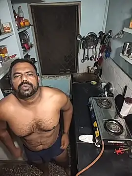 Snapshot of Siranjeevishiva chatting on 03-10-26, 06:13 Siranjeevishiva online show from 03-10-26, 06:13