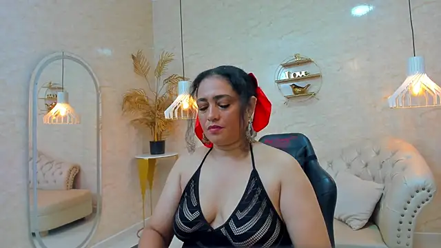 Bianca Millf online show from 05-30-26, 04:09