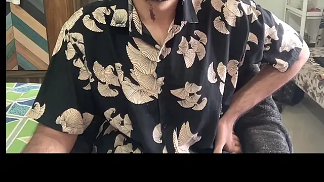 Snapshot of MakeMeAwareAah chatting on 12-18-25, 05:57 MakeMeAwareAah online show from 12-18-25, 05:57