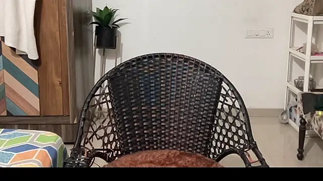 Snapshot of MakeMeAwareAah chatting on 12-22-25, 04:37 MakeMeAwareAah online show from 12-22-25, 04:37