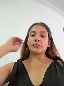 Talia Bonet online show from 04-16-26, 04:30