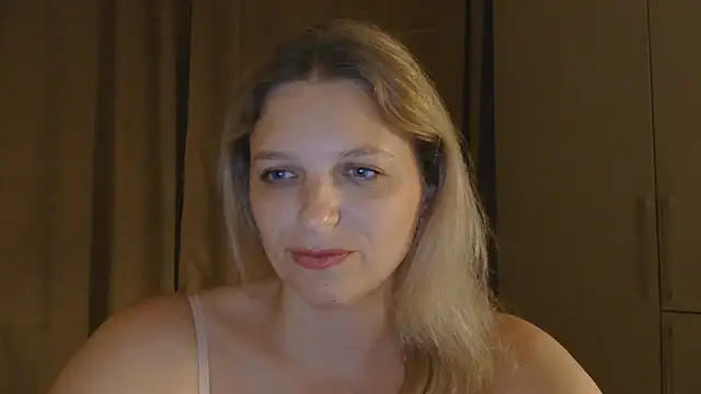 ElisSky301 online show from 07-04-26, 08:48