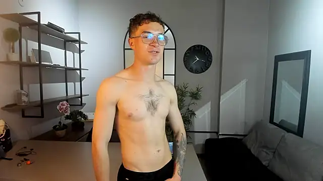 Lil James online show from 03-25-26, 08:48