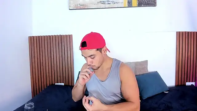 Jake muller1 online show from 12-19-25, 08:16