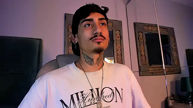 Mr Strike online show from 02-10-26, 03:21