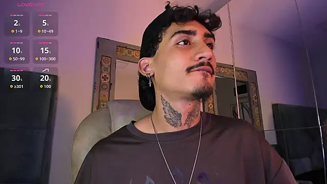 Mr Strike online show from 02-13-26, 03:35