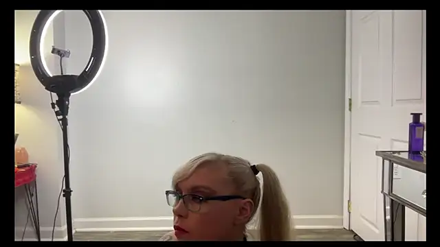 daddysprincess731 online show from 11-06-25, 03:29