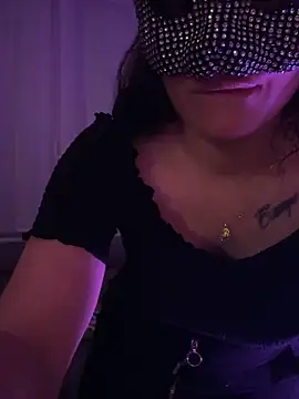  isadora online show from 02-11-26, 06:13