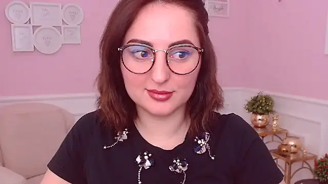 NoraSimons online show from 03-18-26, 05:21